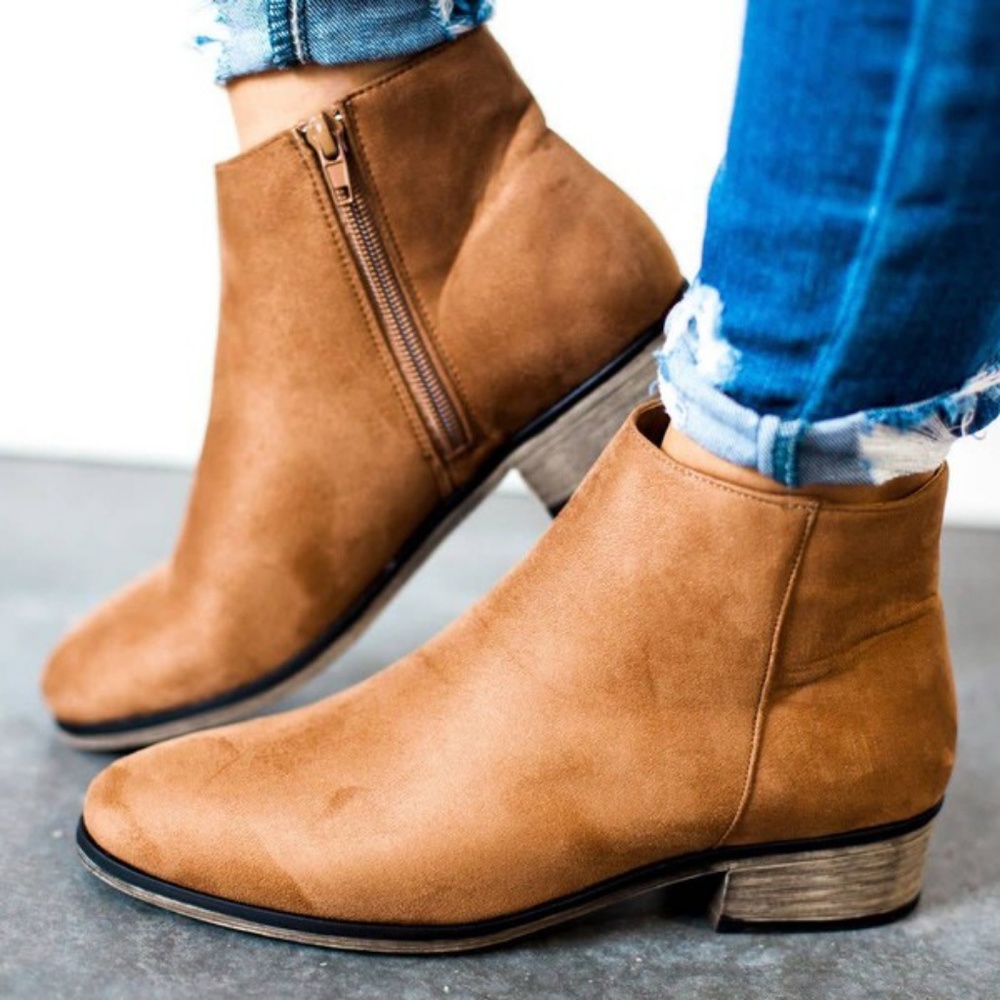 Appleblossom Booties